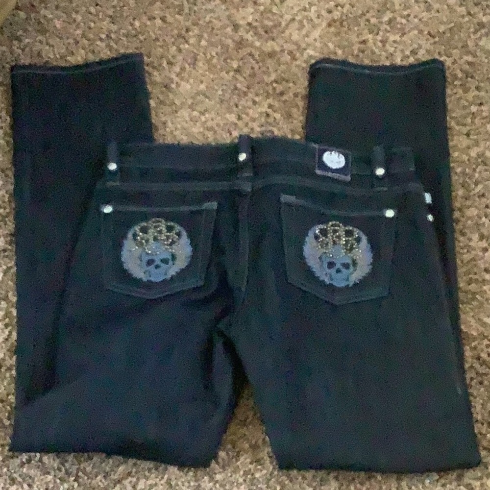 Black Women's Jeans with Embellished Skull Pockets